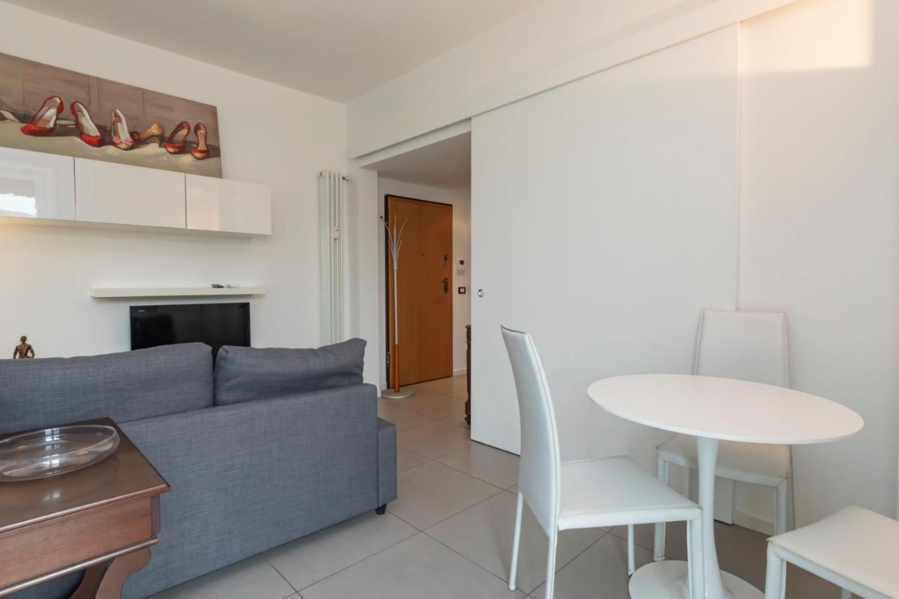 Cosy 1 Bed Flat With Terrace Apartment Milan Exterior photo